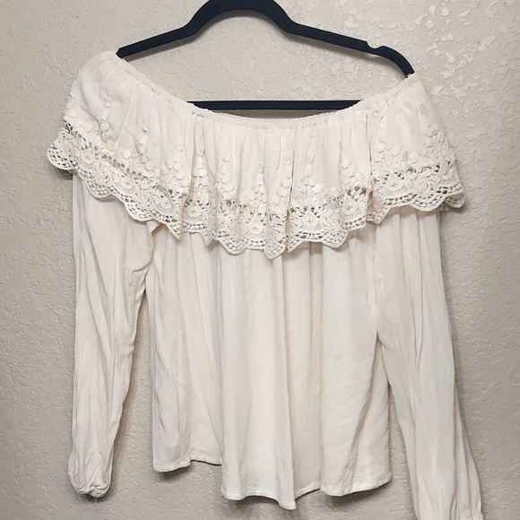COASTAL Cowgirl White Lace Blouse, Off-the-shoulder shirt, Size M Top - Picture 1 of 6